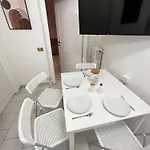 Cozy Libia Roma