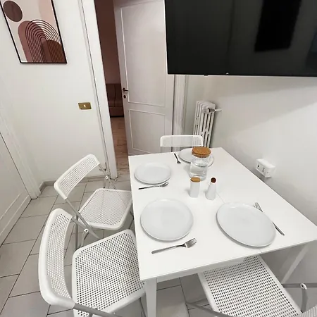 Cozy Libia Rome